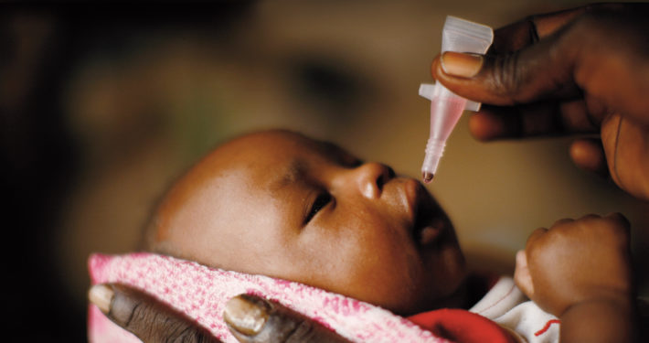 100% Vacciniamoli tutti| Mostra fotografica Unicef